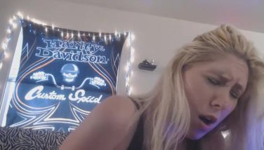 376px x 214px - Pussy Hose Blonde Babe Squirting Cum Cam Porn Videos & Sex ...